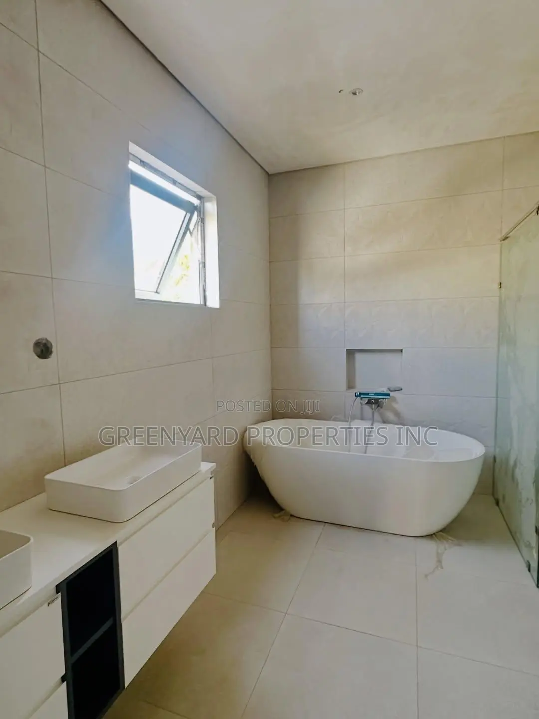 4bdrm House in Adjiringanor, East Legon for sale in East Legon