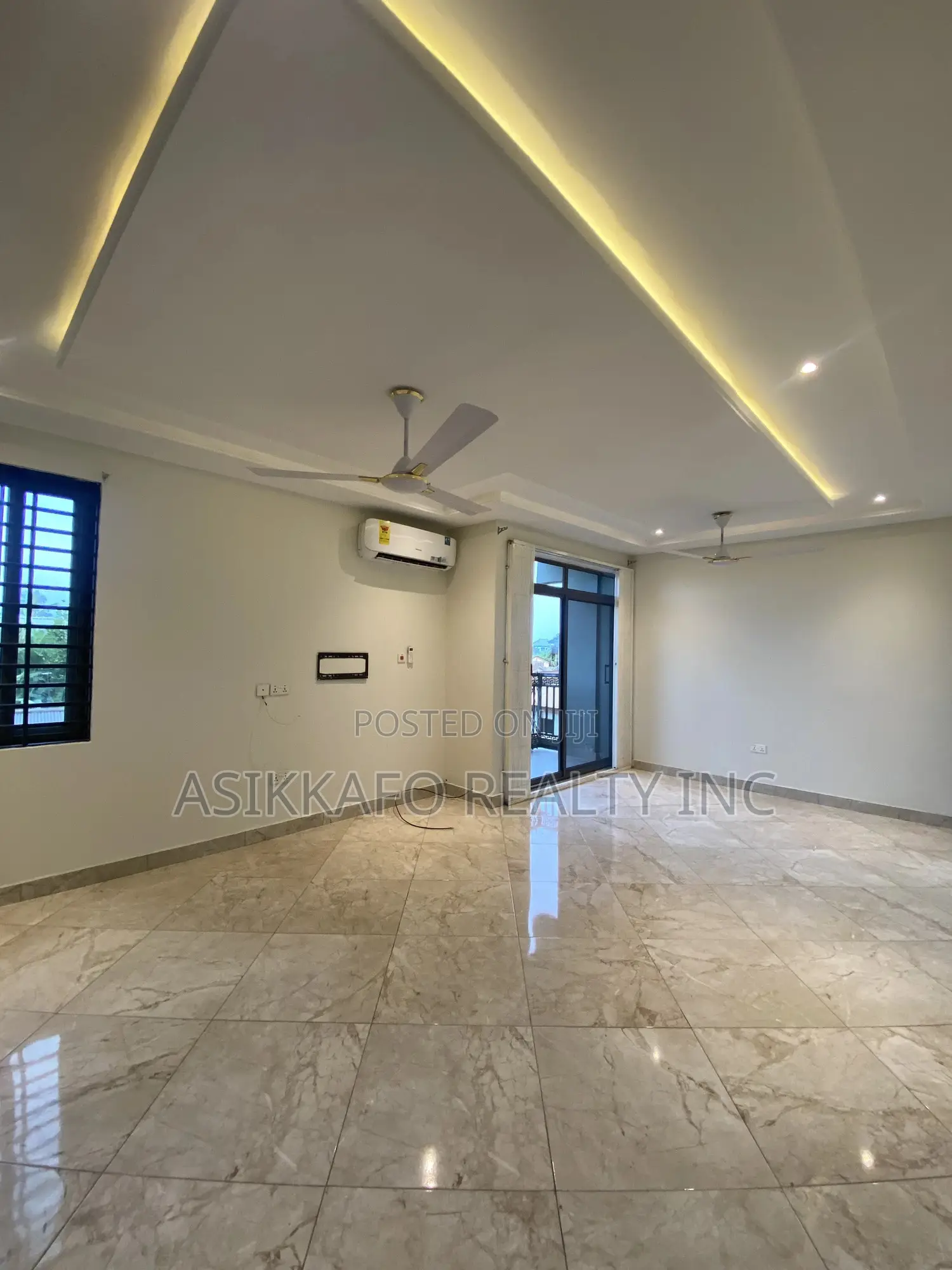 2bdrm Apartment in Baatsona-Addogonno, Spintex for rent in Spintex