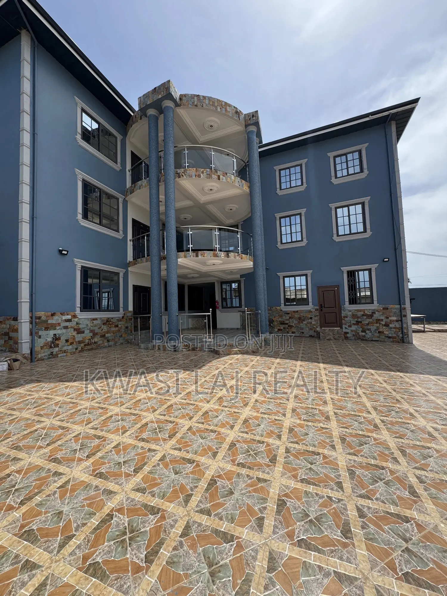 2bdrm Apartment in Blockfactory, Weija for rent in Weija