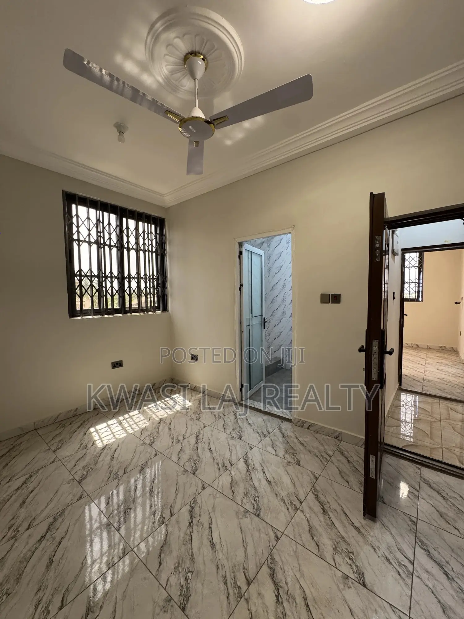 2bdrm Apartment in Blockfactory, Weija for rent in Weija