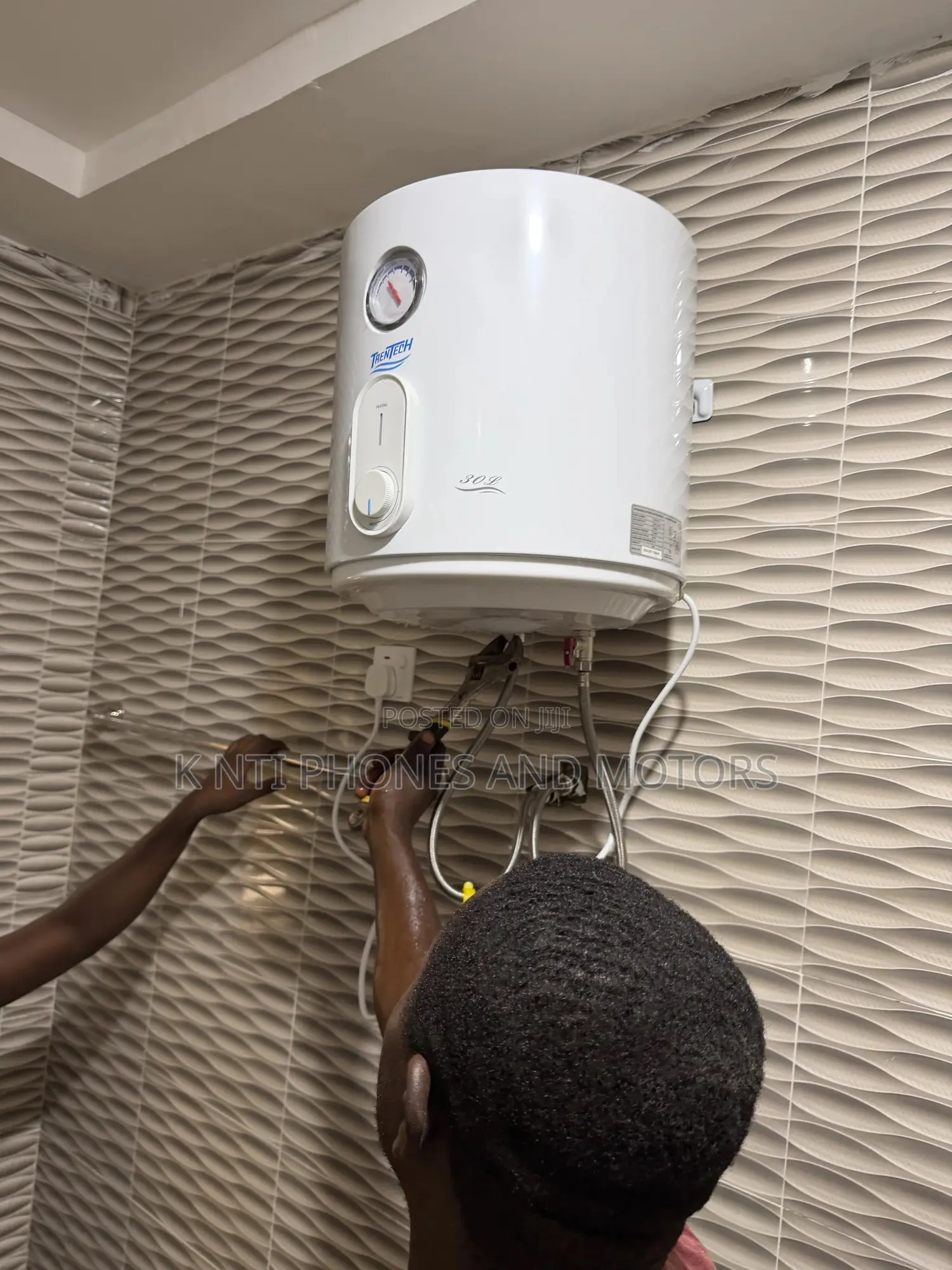 8bdrm House in K Nti Lux Apartment, Kumasi Metropolitan for sale in Kumasi Metropolitan