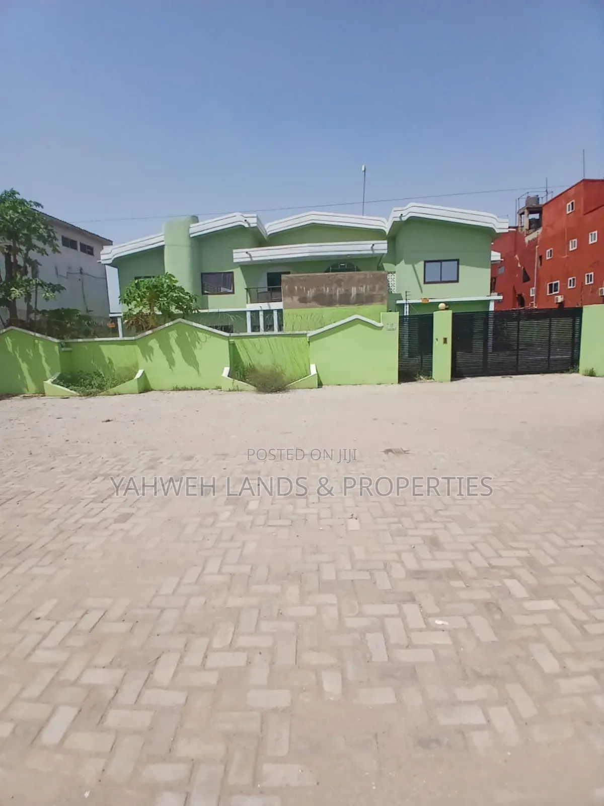 10bdrm House in Spintex, Baatsona Total for rent in Baatsona Total