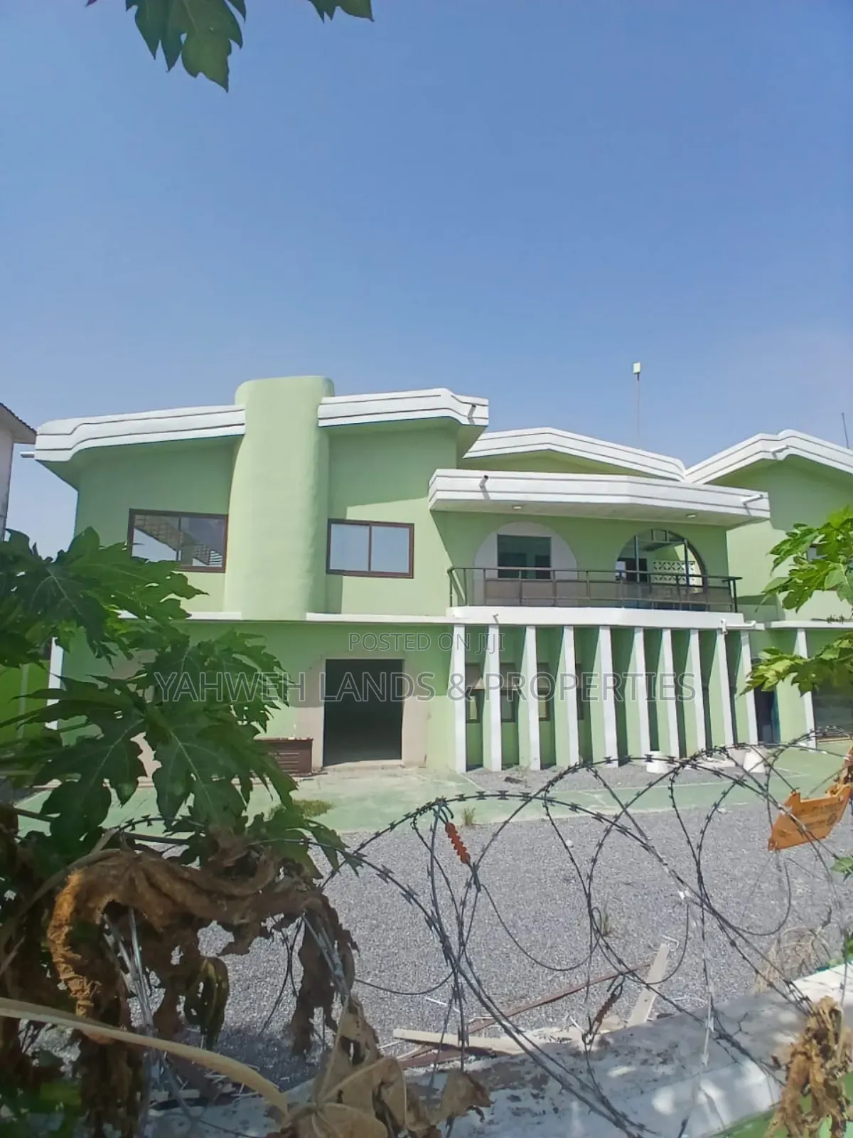 10bdrm House in Spintex, Baatsona Total for rent in Baatsona Total