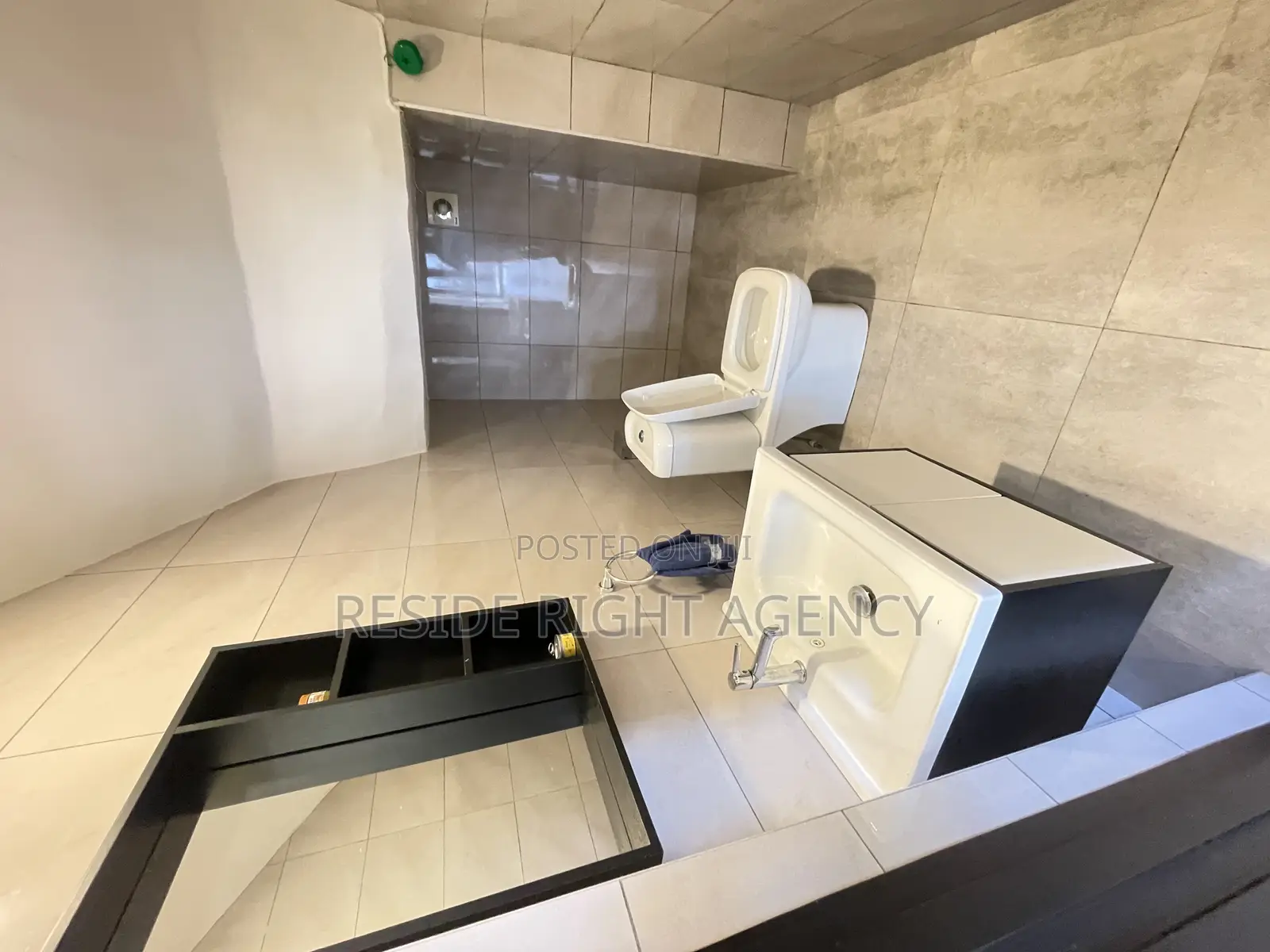 Furnished 3bdrm House in North Legon for rent in North Legon