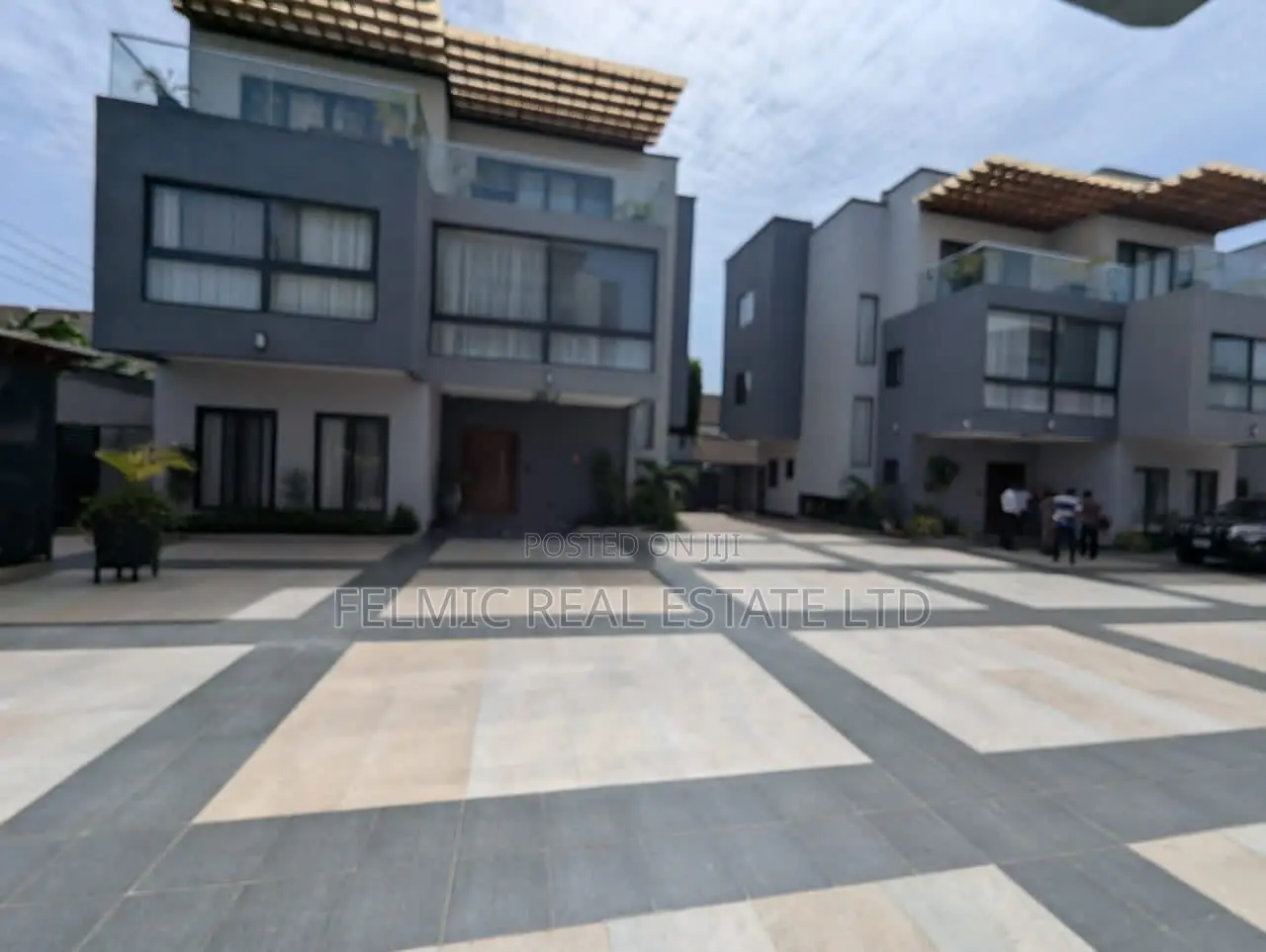 Furnished 6bdrm Townhouse / Terrace for rent in Airport Residential Area