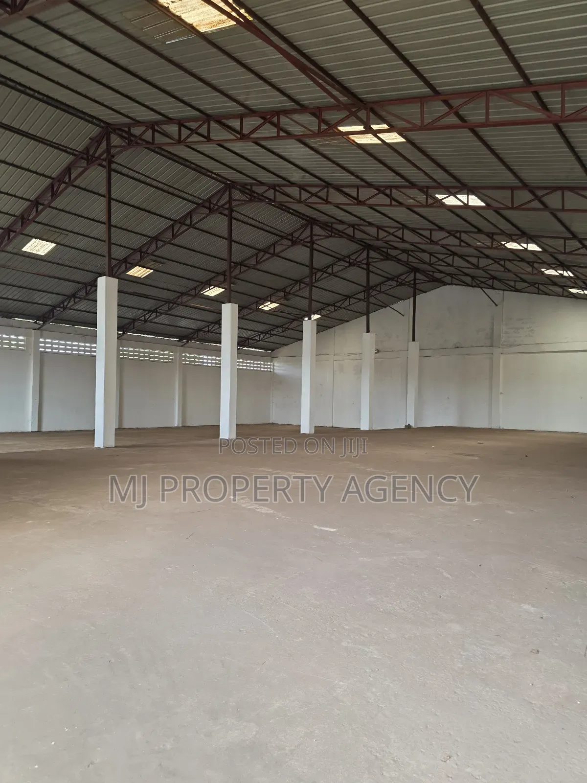 2,400 SQM Warehouse With Offices at Kumasi in Kumasi Metropolitan