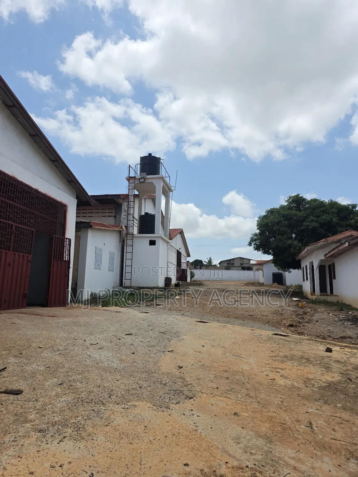 2,400 SQM Warehouse With Offices at Kumasi in Kumasi Metropolitan