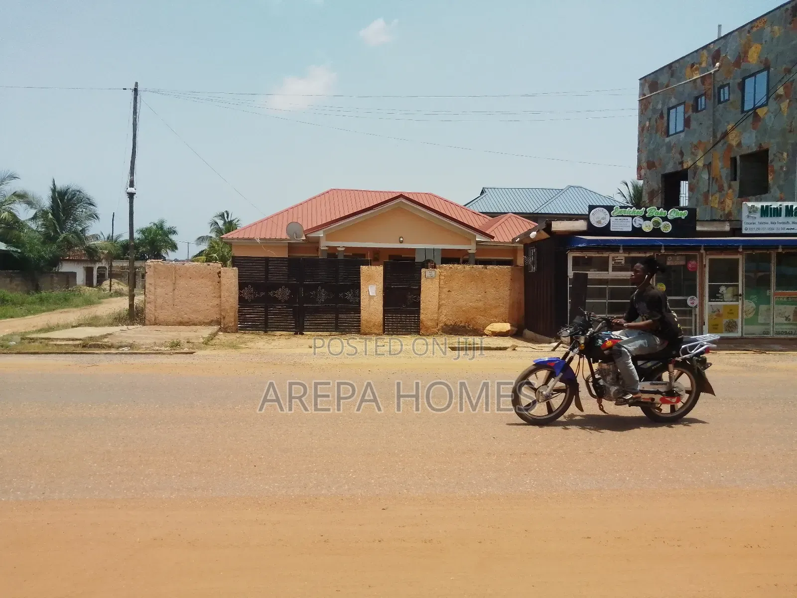 4bdrm House in Arepa Homes, New Legon for rent in New Legon