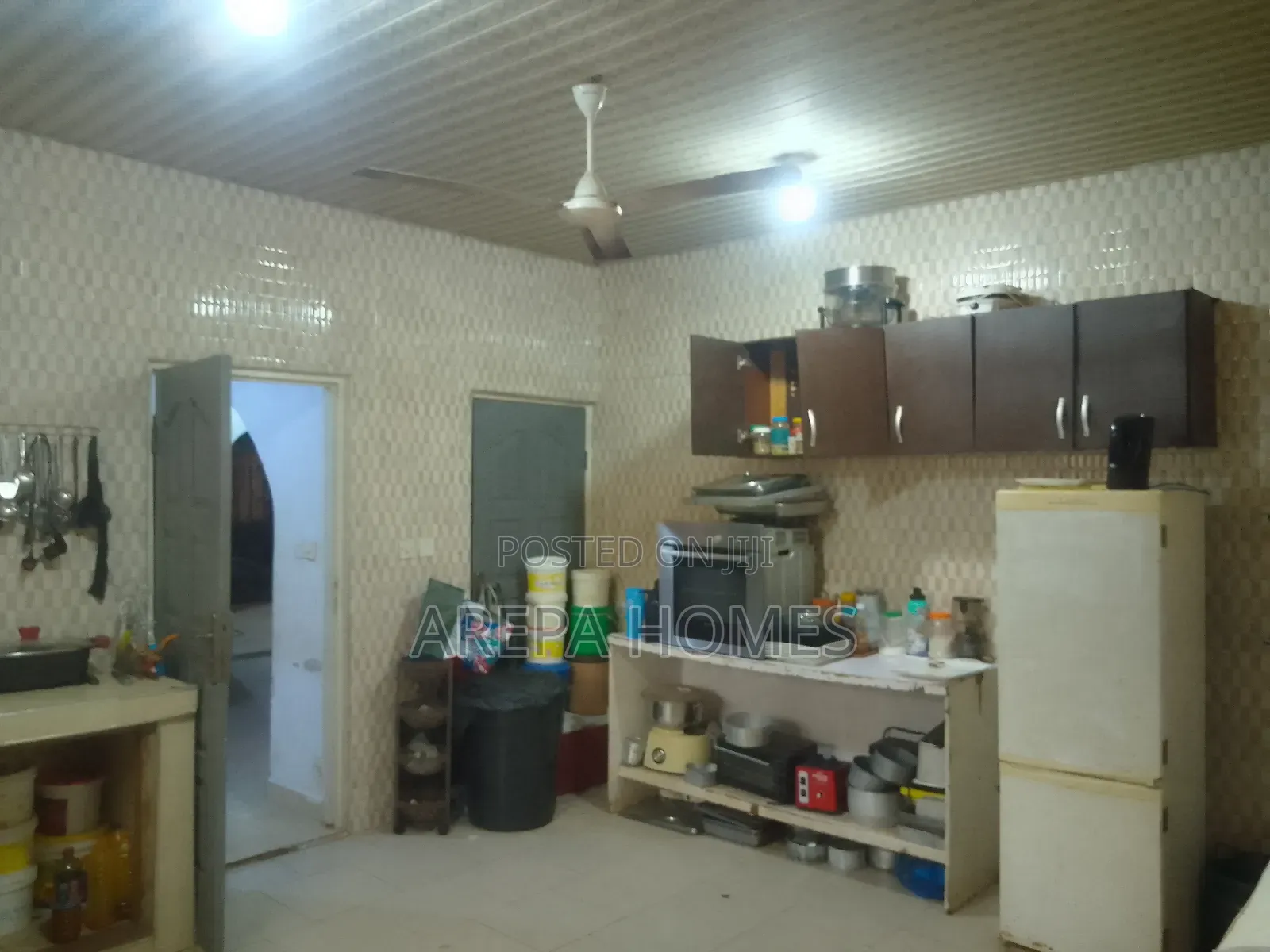 4bdrm House in Arepa Homes, New Legon for rent in New Legon
