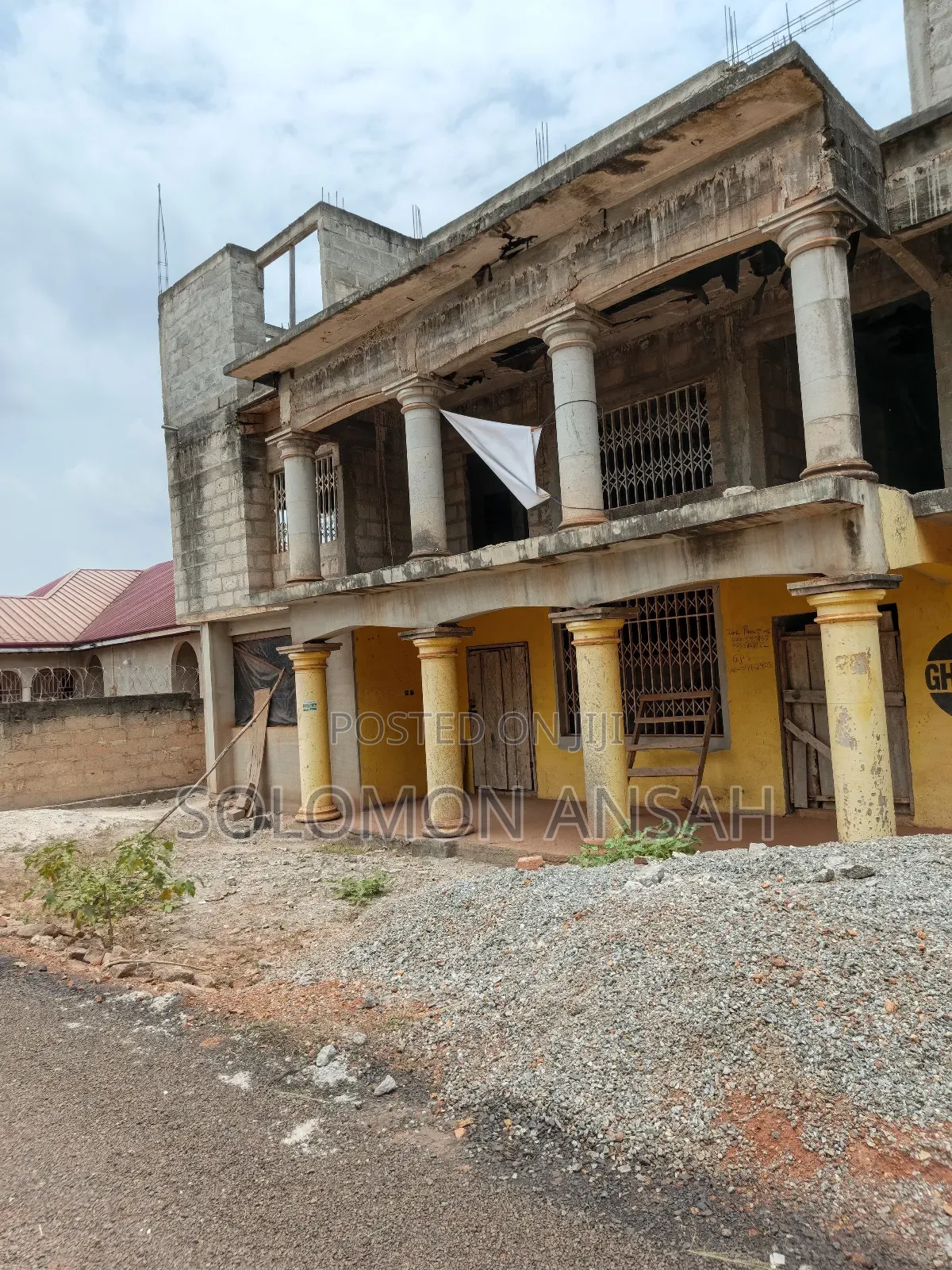 18bdrm Block of Flats in Free Will Agency, Kumasi Metropolitan for sale in Kumasi Metropolitan