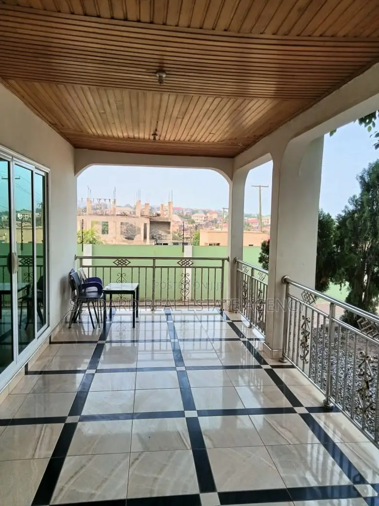 4bdrm House in Sefdard Properties, Ablekuma for rent in Ablekuma
