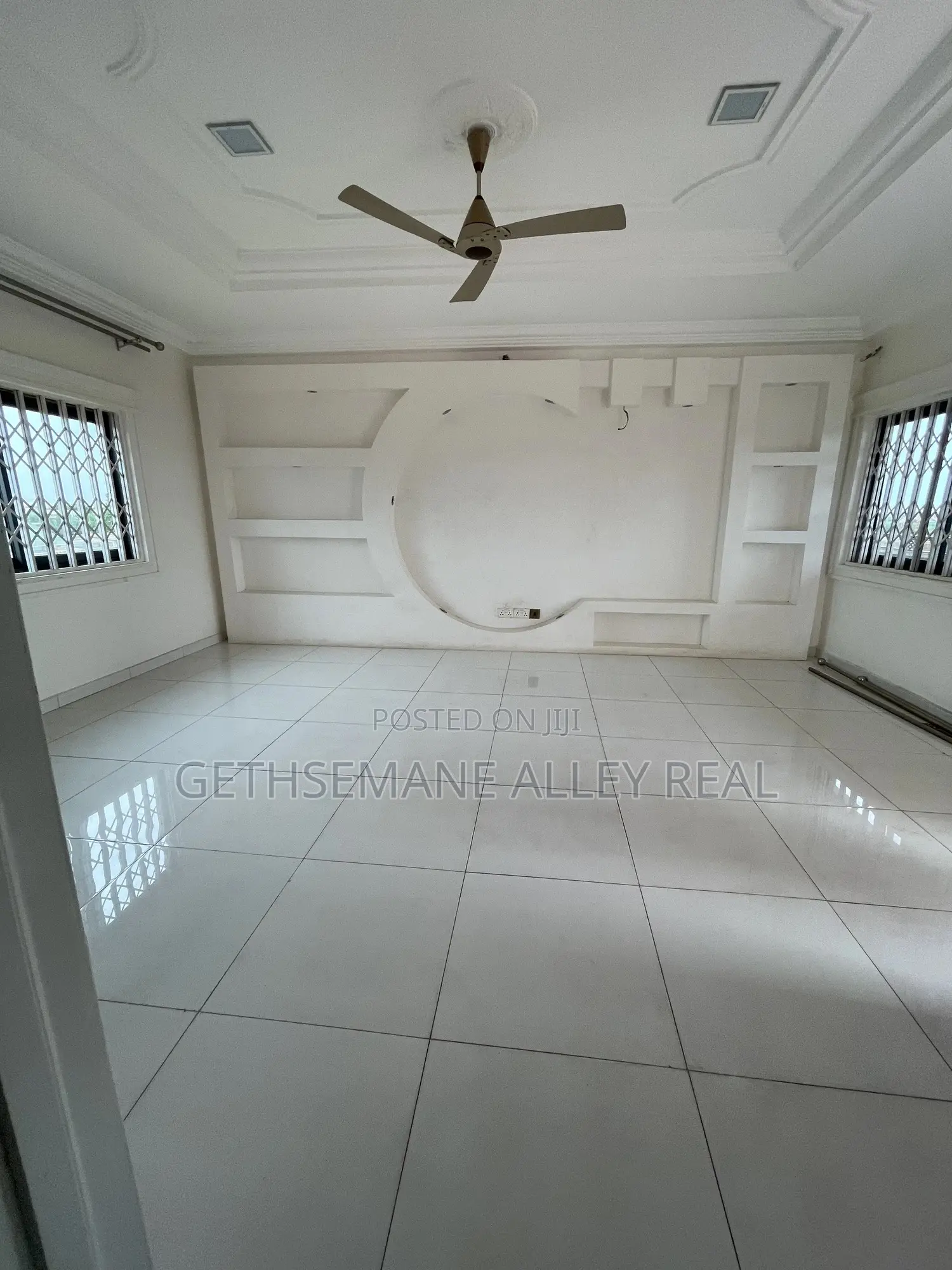 2bdrm Apartment in Gethsemeny Alley, Adenta for rent in Adenta