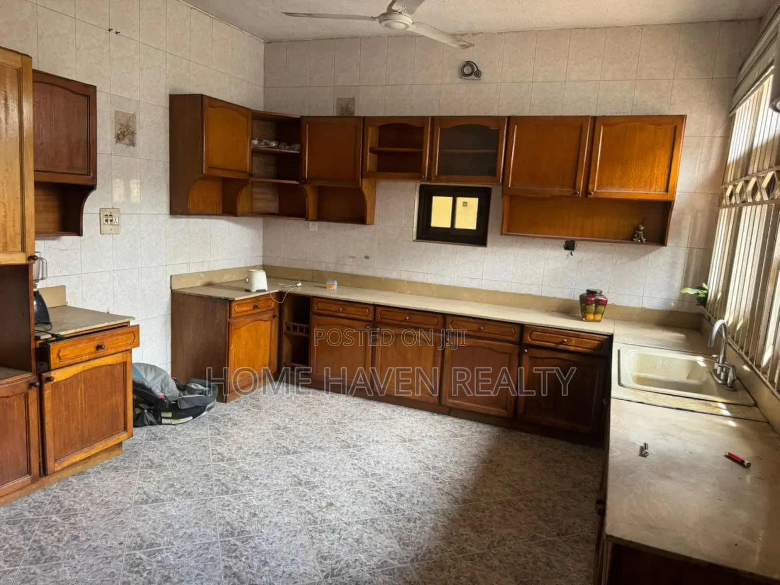 4bdrm House in Achimota Abc, Neoplan for sale in Neoplan