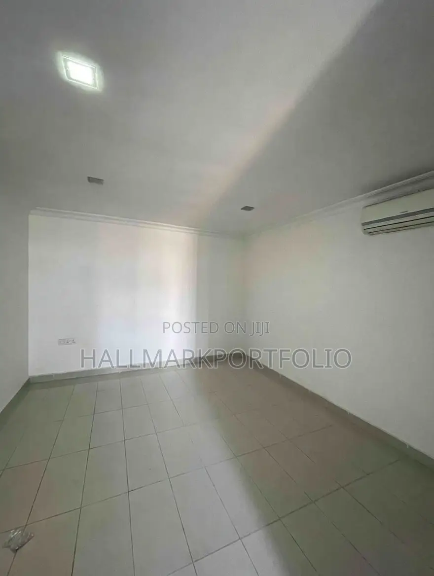3bdrm Apartment in Shiashe, East Legon for rent in East Legon