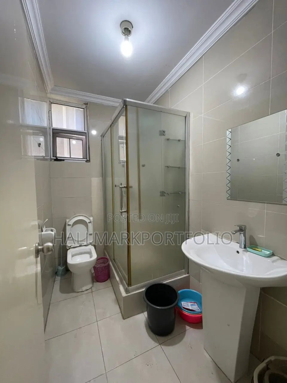 3bdrm Apartment in Shiashe, East Legon for rent in East Legon