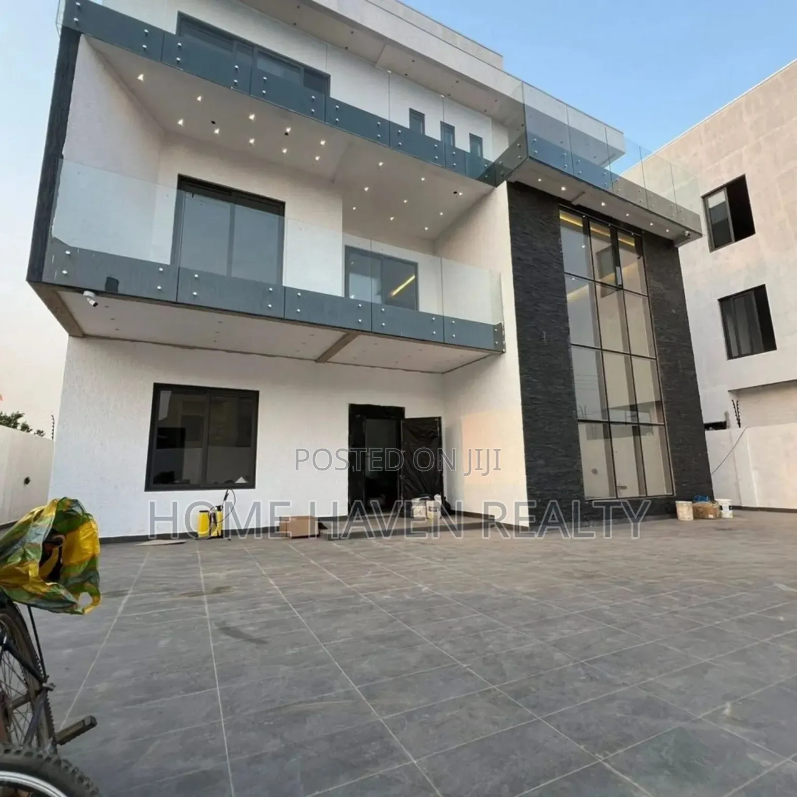4bdrm House in East Legon, Boundary Road Area for sale in Boundary Road Area