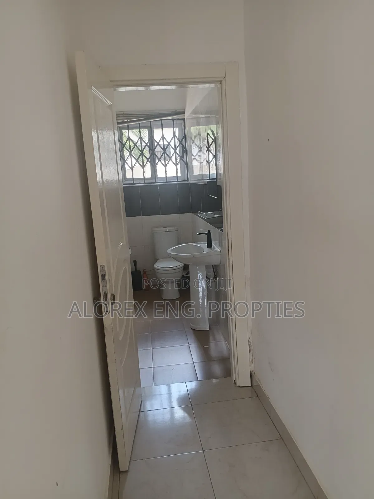 2bdrm House in Oyarifa, Pentecost for rent in Pentecost