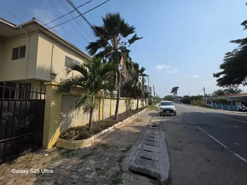 5bdrm House in East Legon for rent in East Legon