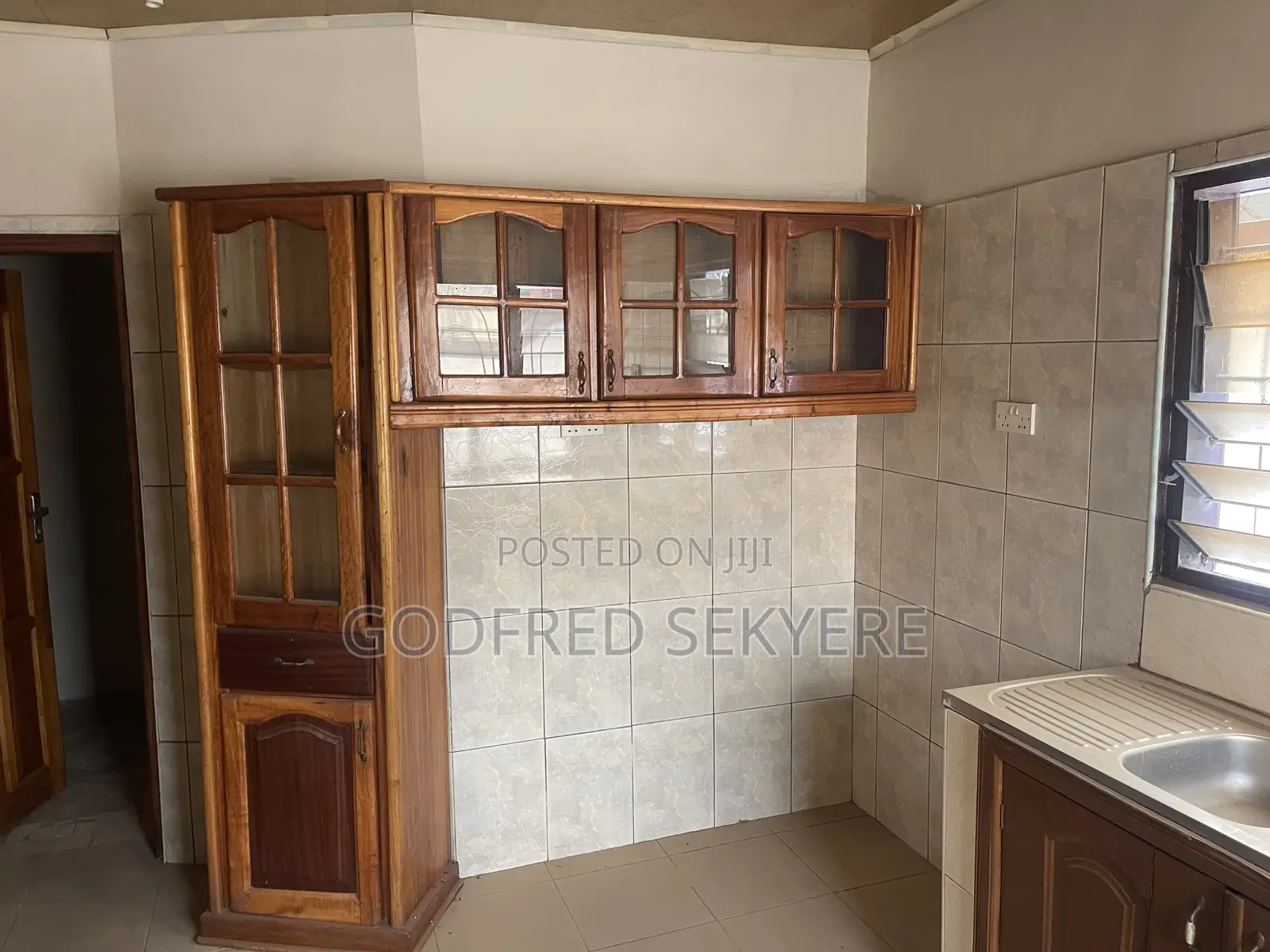 3bdrm House in Adeleke Estates, Kumasi Metropolitan for rent in Kumasi Metropolitan
