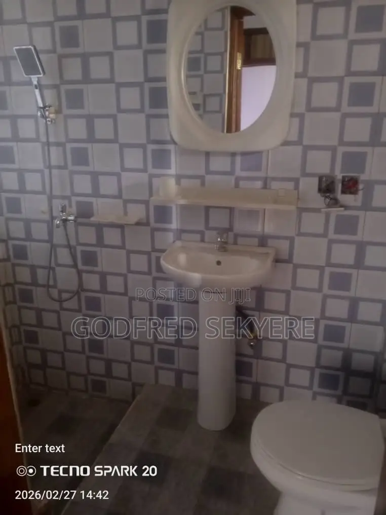 2bdrm Apartment in Adeleke Estates, Kumasi Metropolitan for rent in Kumasi Metropolitan
