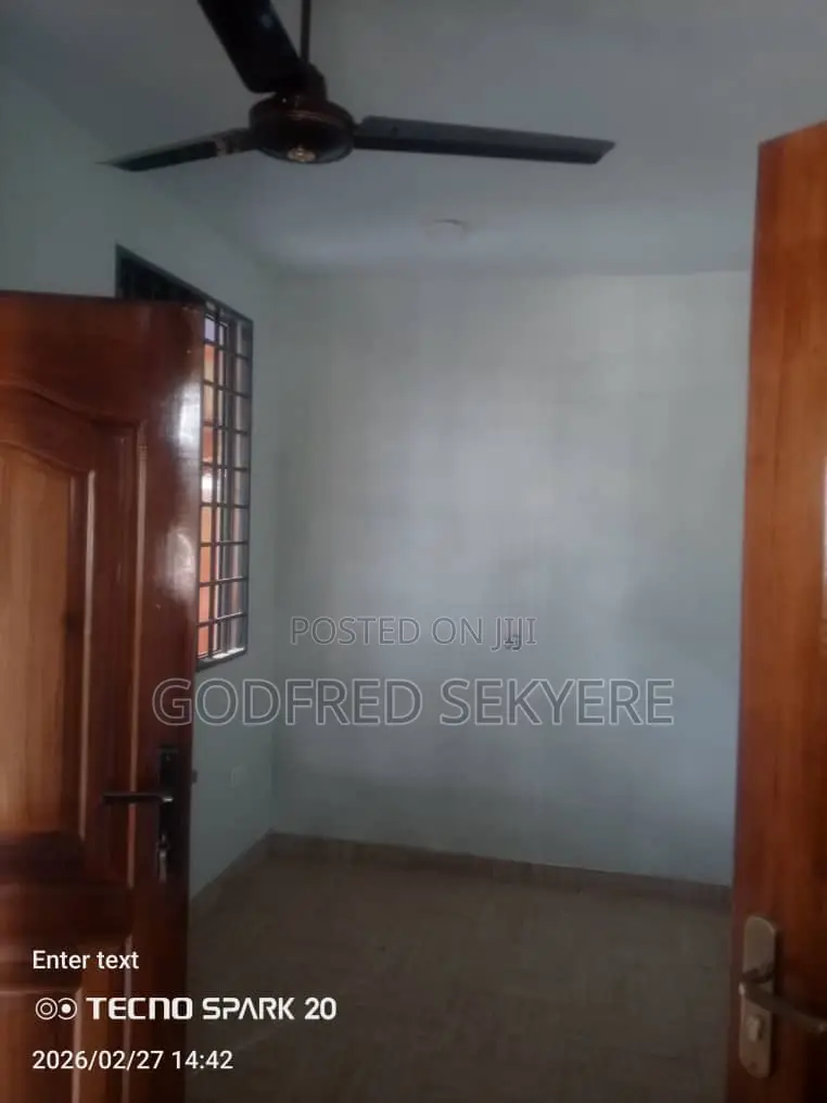 2bdrm Apartment in Adeleke Estates, Kumasi Metropolitan for rent in Kumasi Metropolitan