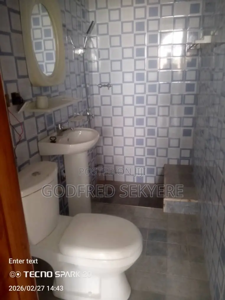 2bdrm Apartment in Adeleke Estates, Kumasi Metropolitan for rent in Kumasi Metropolitan