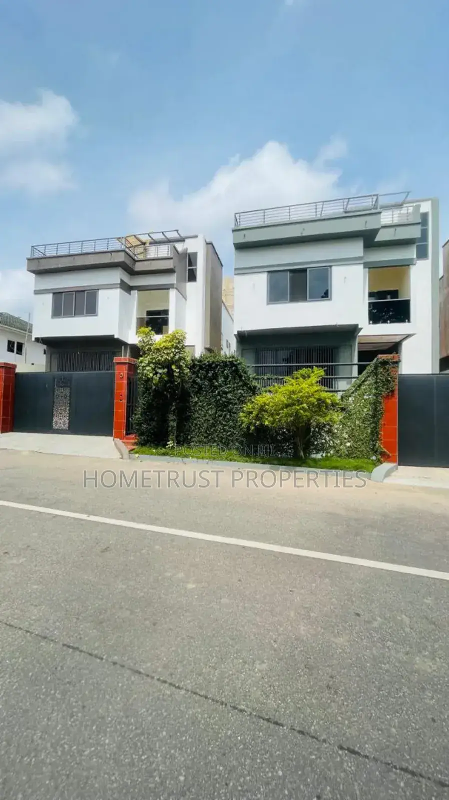 4bdrm Duplex in Aburi Peduase for sale in Aburi