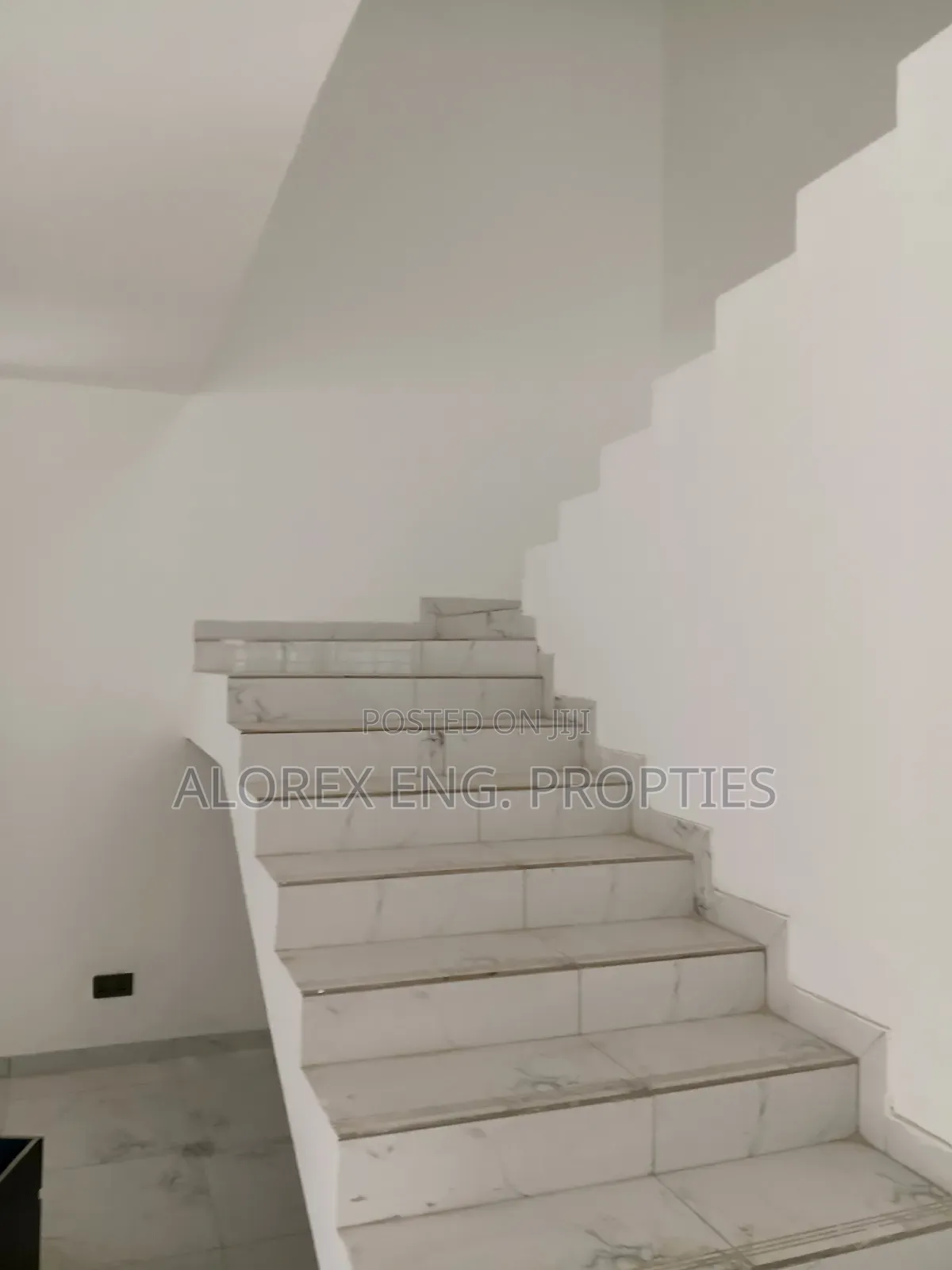 3bdrm Townhouse/Terrace in $160,000, SDA Area for sale in SDA Area