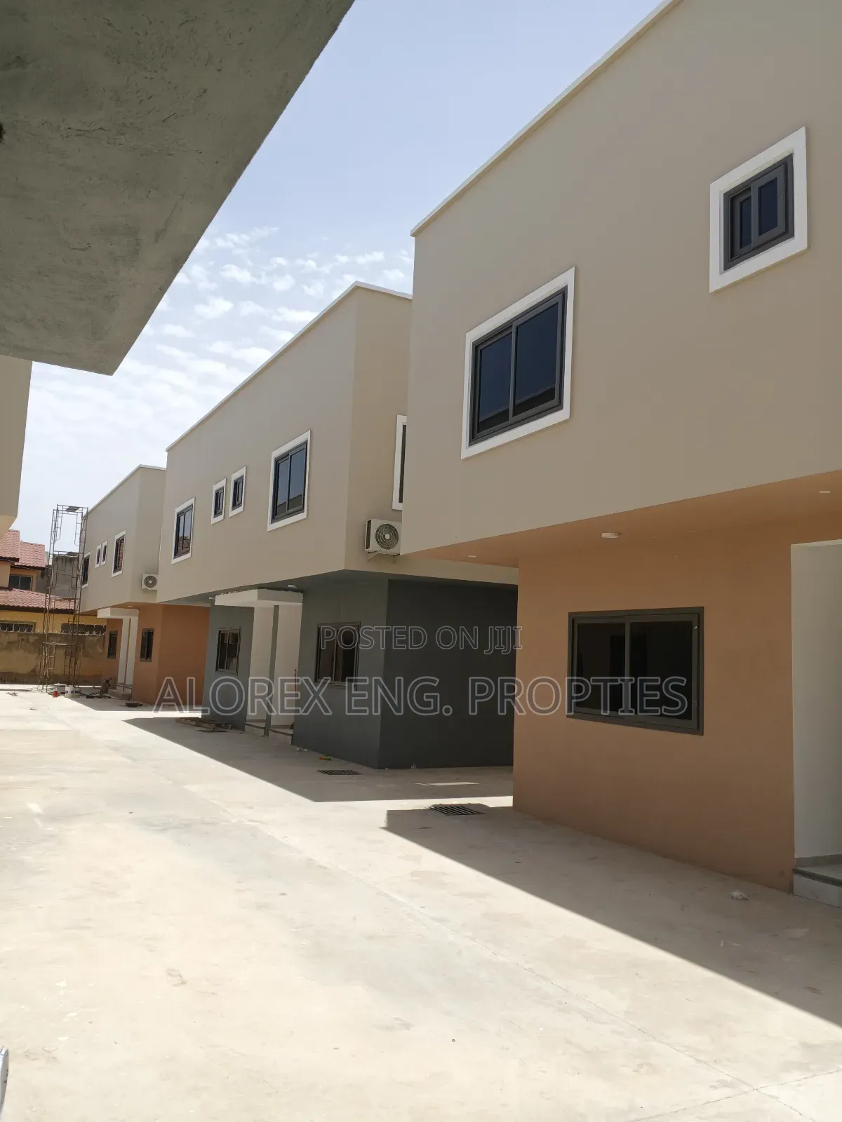 3bdrm Townhouse/Terrace in $160,000, SDA Area for sale in SDA Area