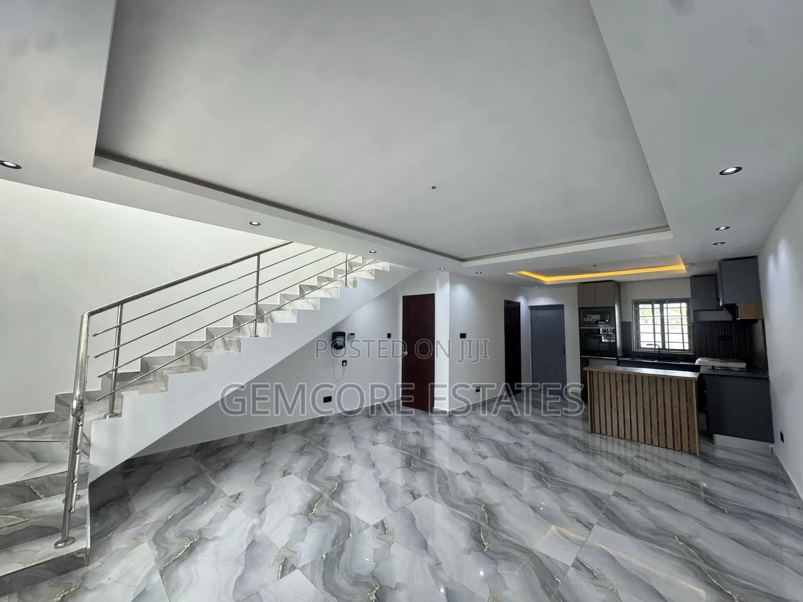 2bdrm Townhouse/Terrace in School Junction, Ashaley Botwe for sale in Ashaley Botwe
