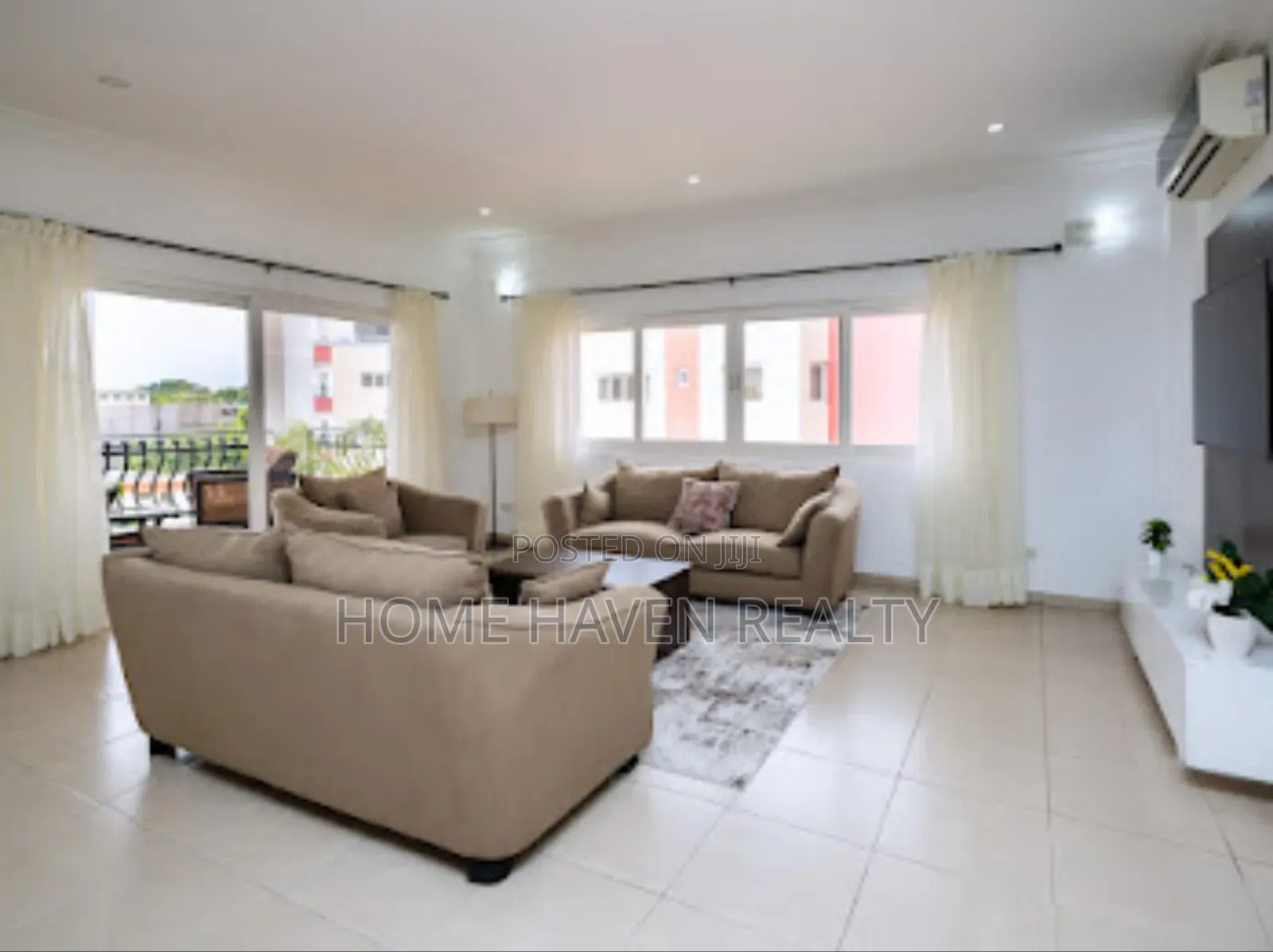 Furnished 3bdrm Apartment in Airport Residentials for rent in Airport Residential Area