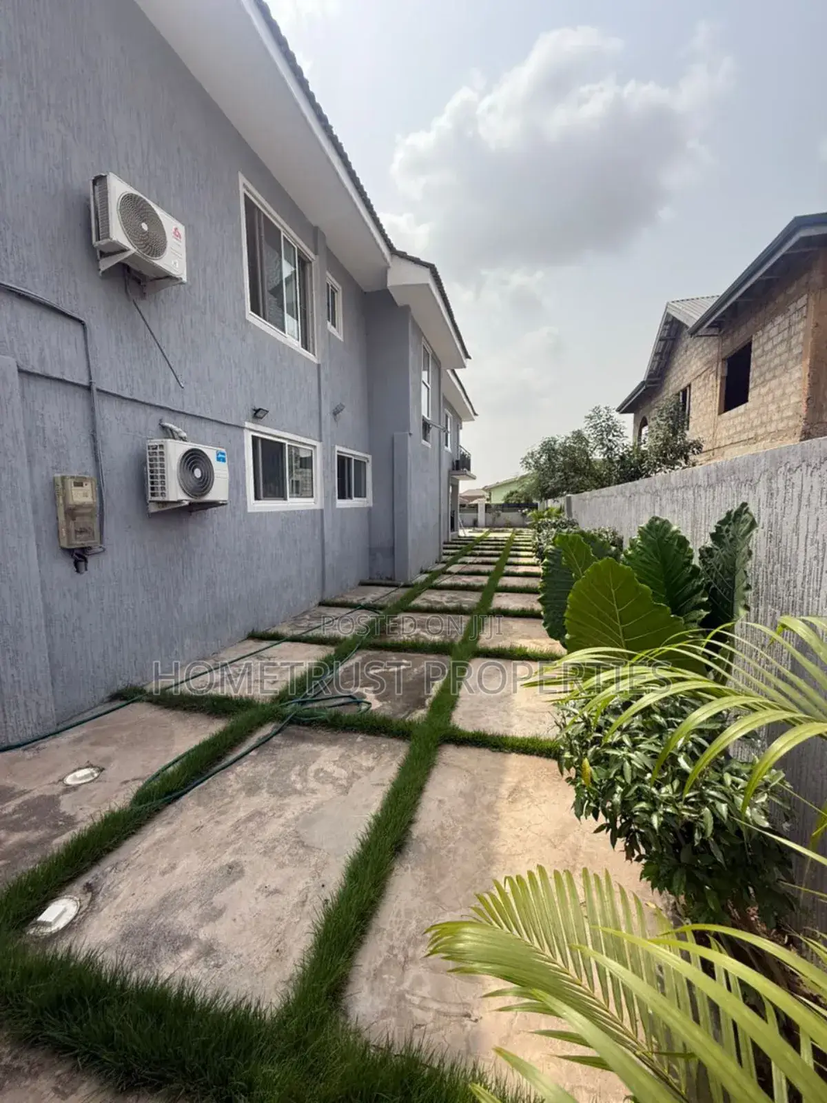 7bdrm House in Tema Community 12, Sakumono for sale in Sakumono