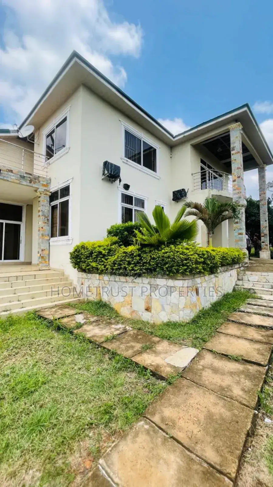 4bdrm House in Aburi Ahwediase for sale in Aburi