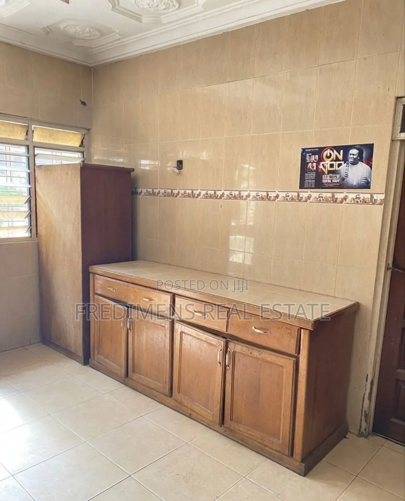 9bdrm House in Fredimens Real, Ejisu-Juaben Municipal for rent in Ejisu-Juaben Municipal