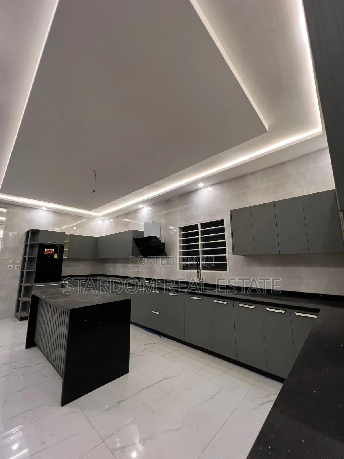 4bdrm Duplex in East Legon Hills, Boundary Road Area for sale in Boundary Road Area