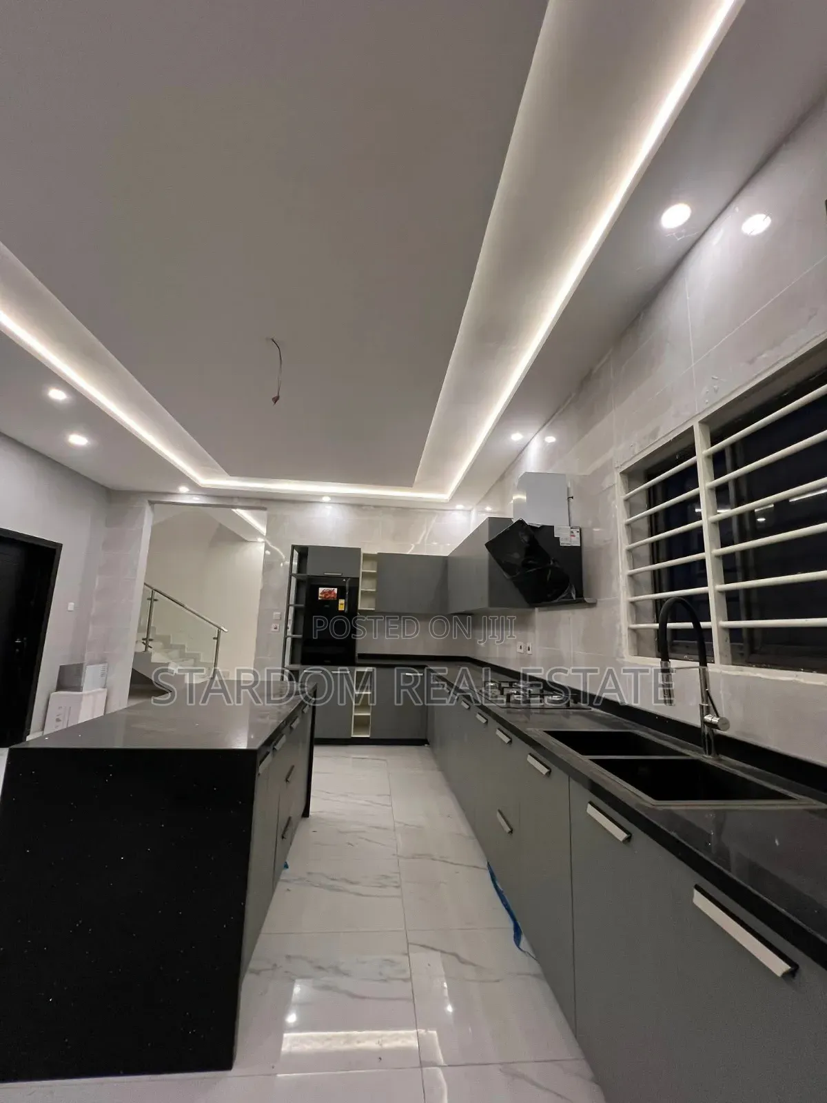 4bdrm Duplex in East Legon Hills, Boundary Road Area for sale in Boundary Road Area