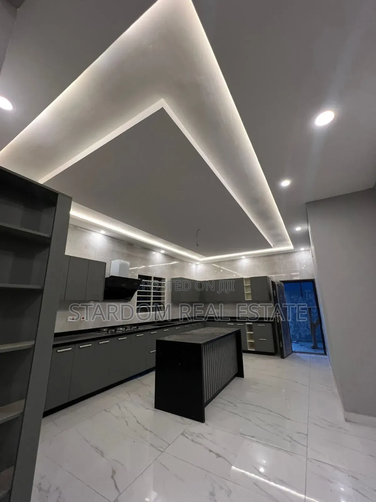 4bdrm Duplex in East Legon Hills, Boundary Road Area for sale in Boundary Road Area