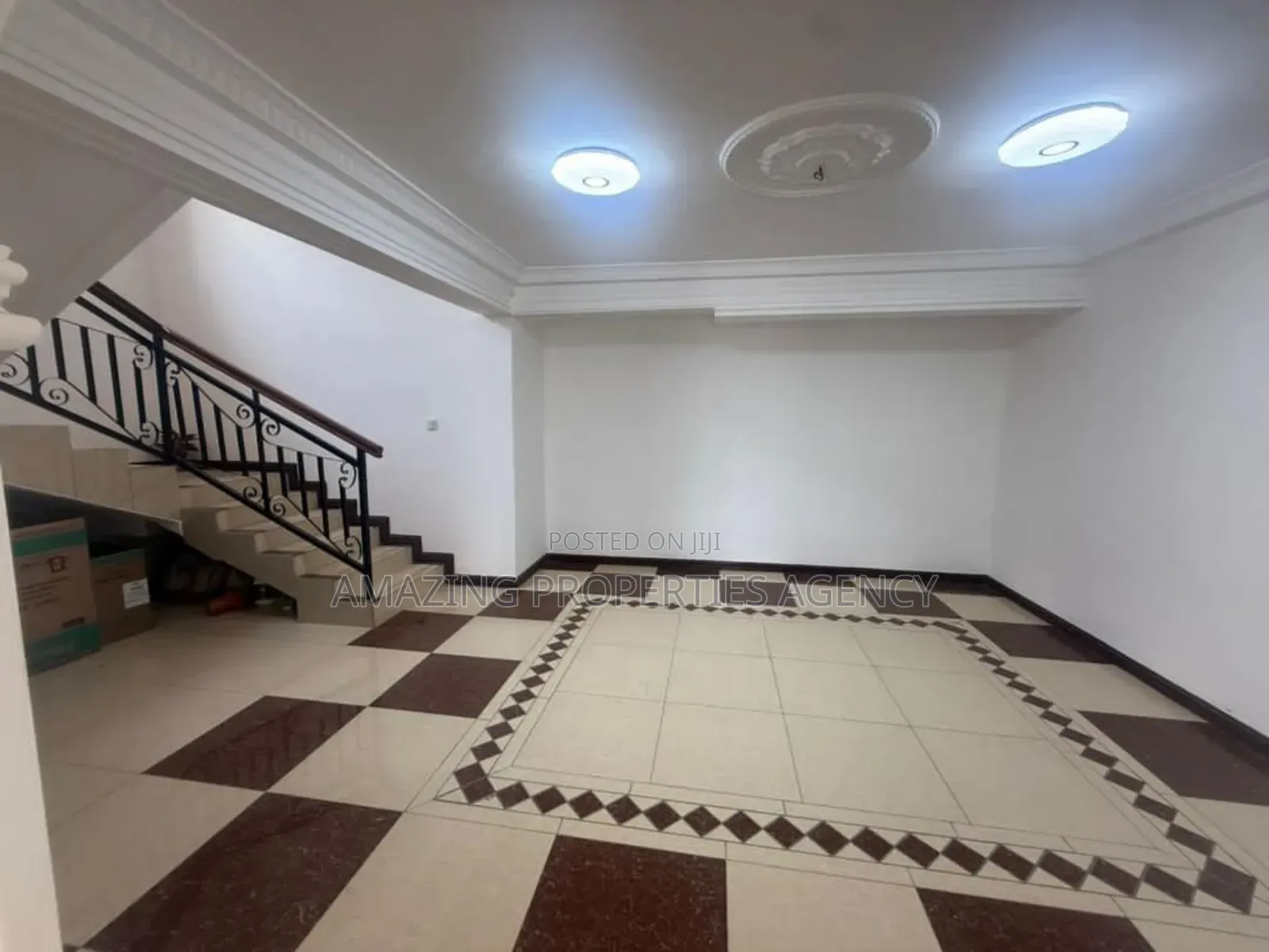 7bdrm House in Tema Community 12, Accra Metropolitan for sale in Accra Metropolitan