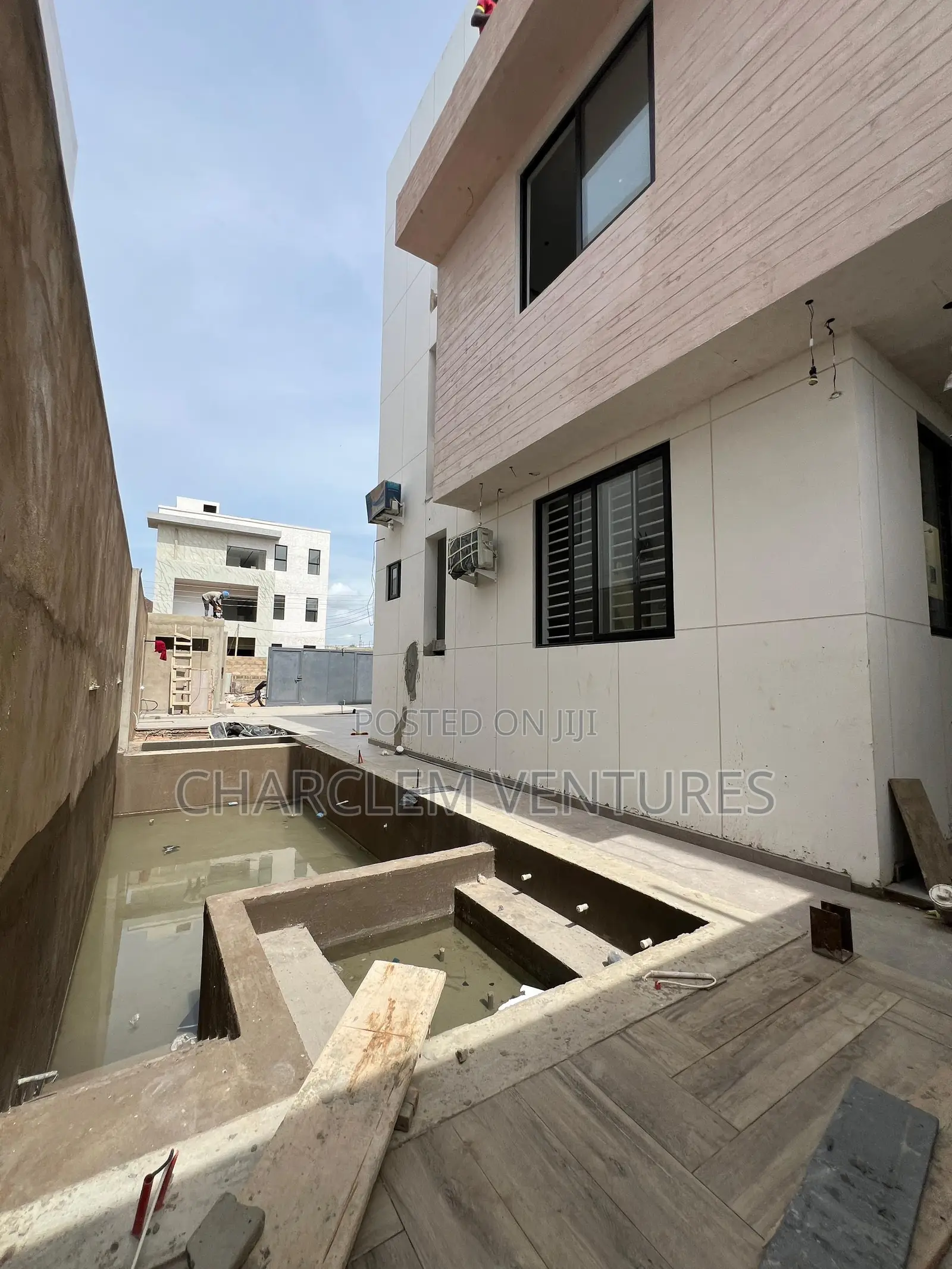 6bdrm House in Charclem Ventures, Accra Metropolitan for sale in Accra Metropolitan