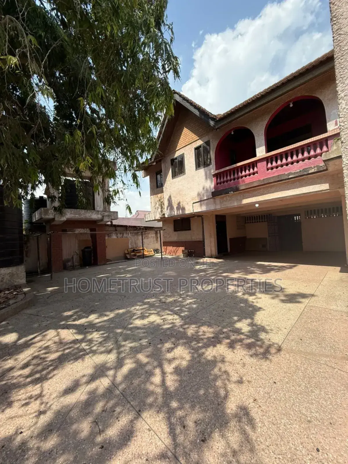 7bdrm House in Achimota Abc, Neoplan for sale in Neoplan