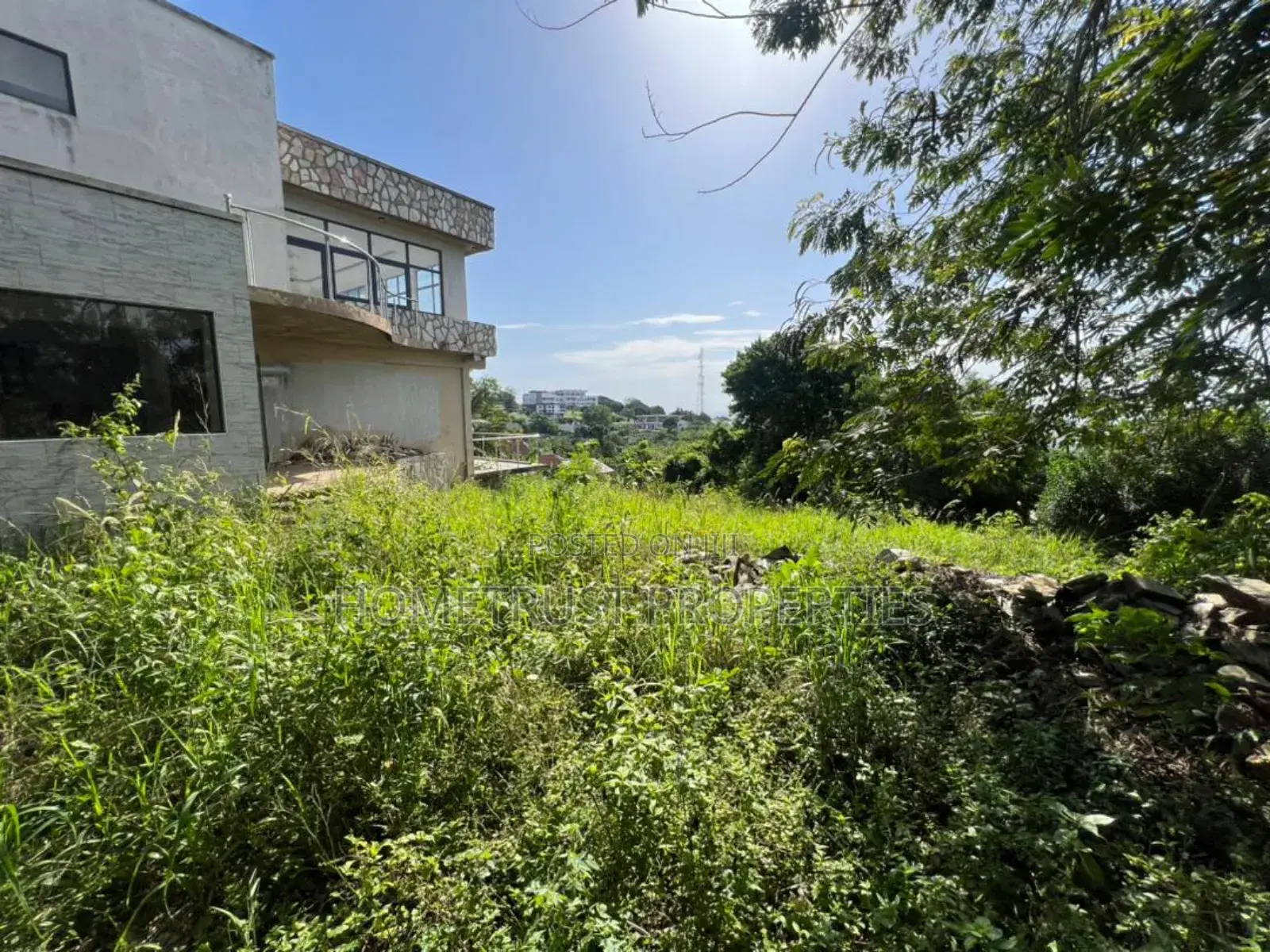 6bdrm House in Aburi Peduase for sale in Aburi