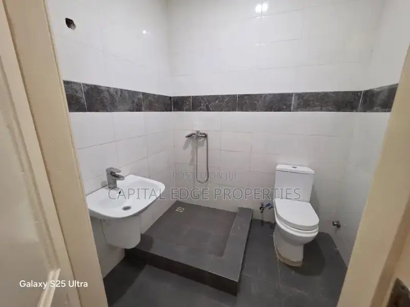 4bdrm Duplex in Adjiriganor for rent in Adjiriganor