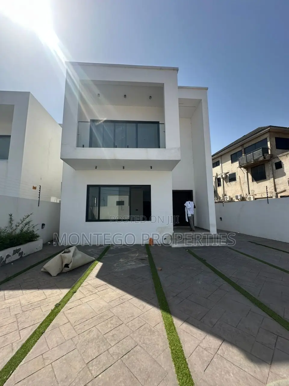 3bdrm House in Adjiringanor, School Junction for rent in School Junction