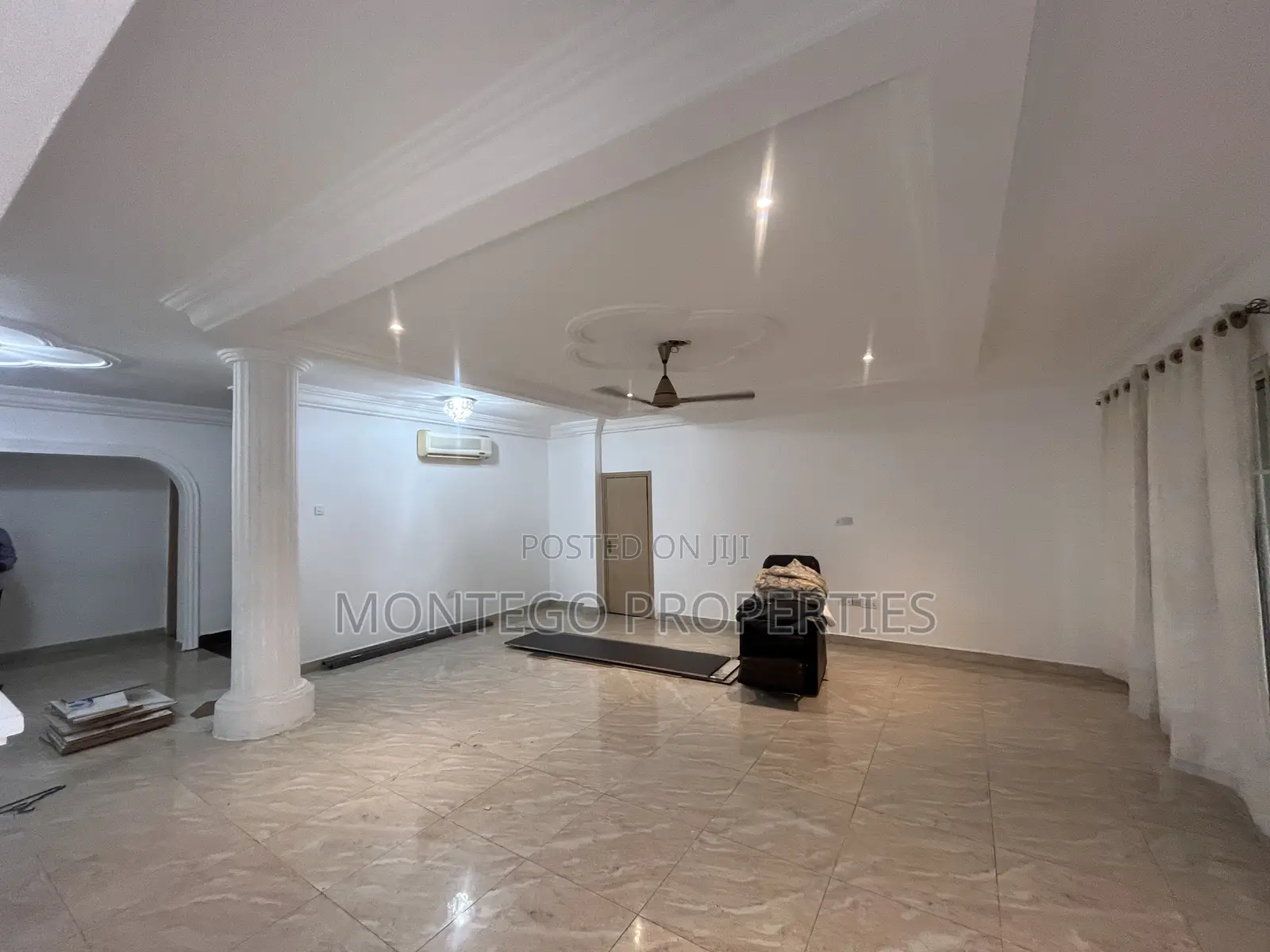 6bdrm House in East Legon, American House for rent in American House