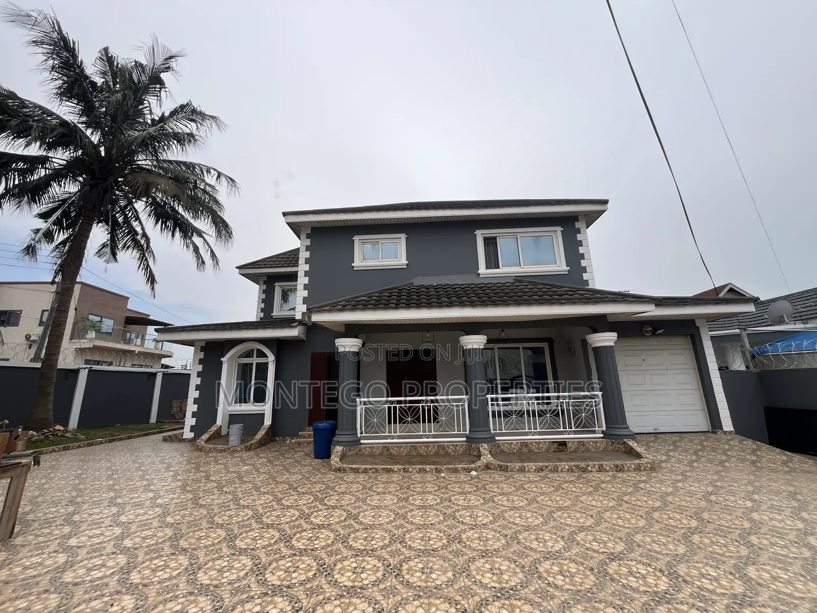 6bdrm House in East Legon, American House for rent in American House