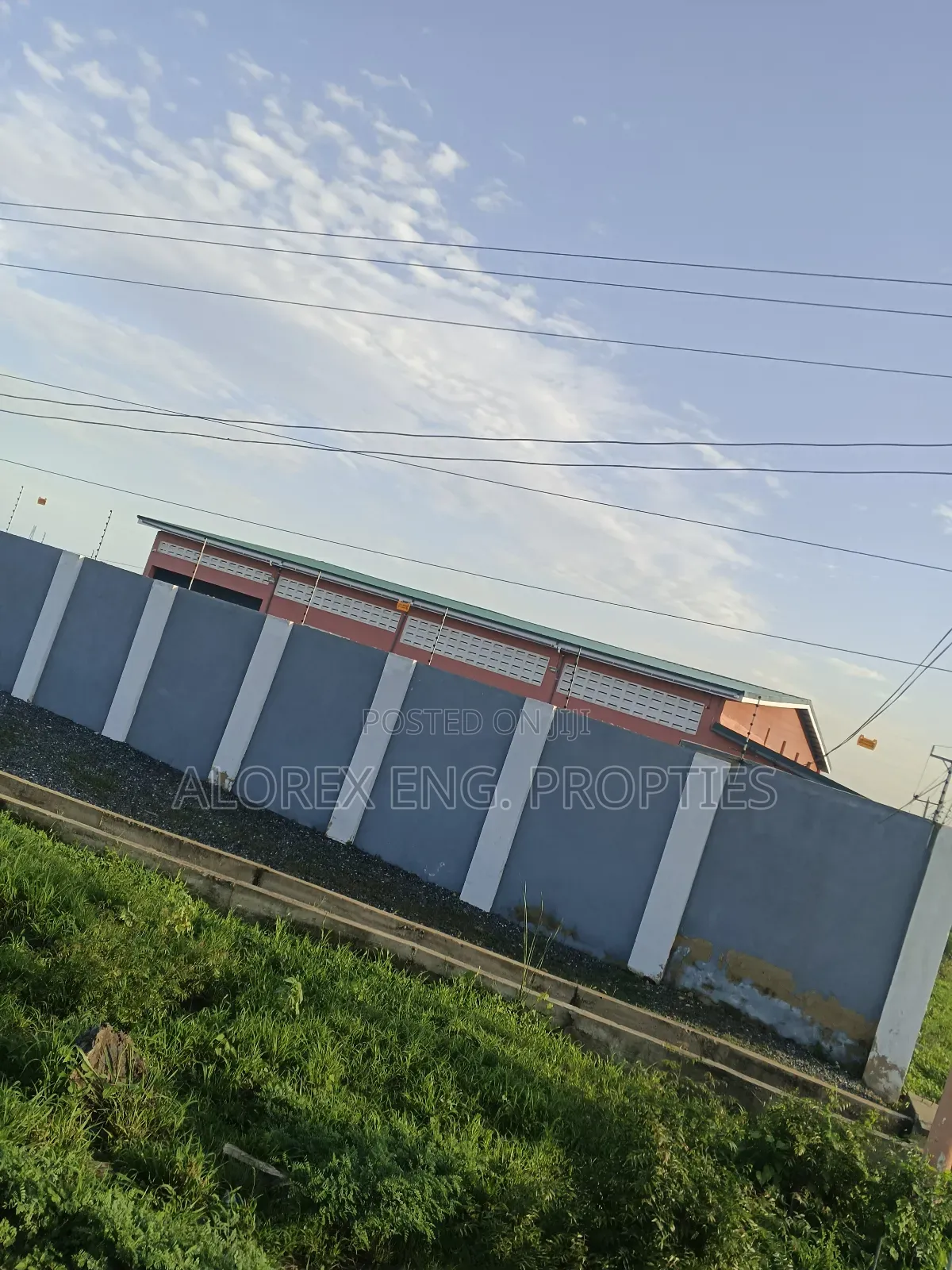 Warehouse for Rent at Dawhenya in Community 25
