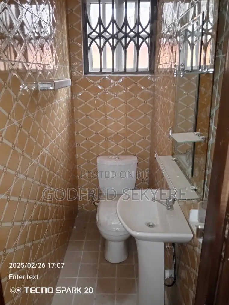 2bdrm Apartment in Adeleke Estates, Kumasi Metropolitan for rent in Kumasi Metropolitan