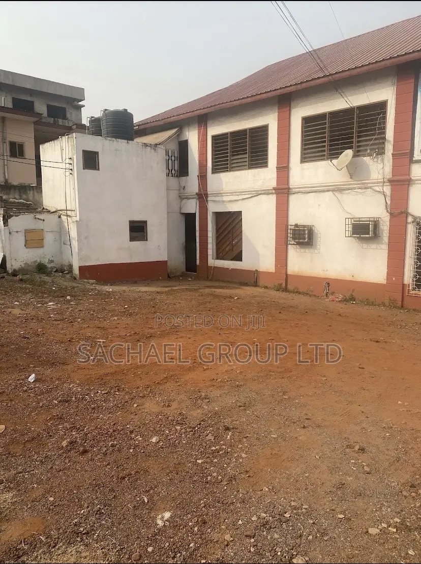 Iconic Commercial Property For Sale At Adabraka Near Niagara Hotel in Cathedral Area