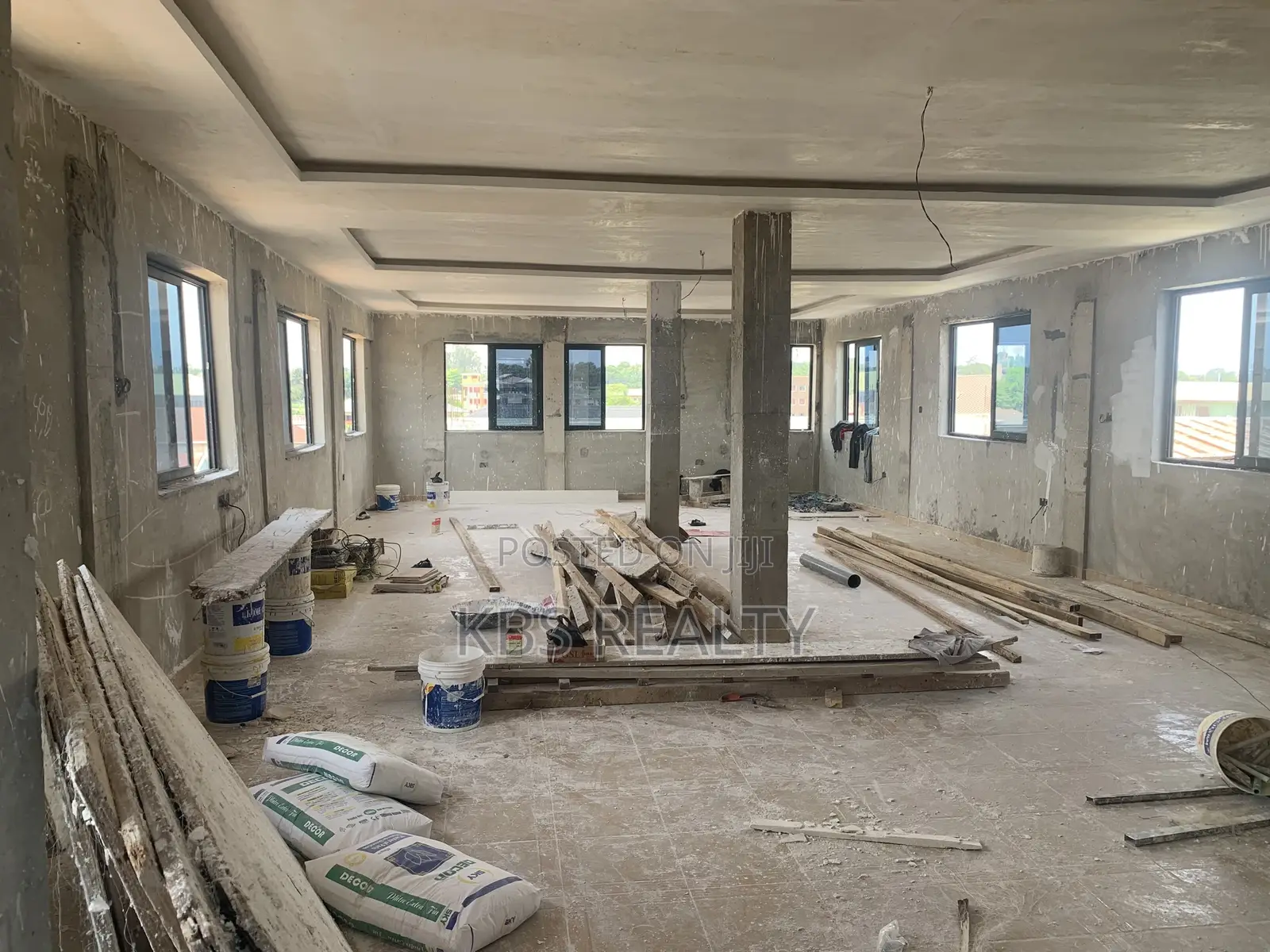 Office Space for Rent in Ahodwo in Kumasi Metropolitan