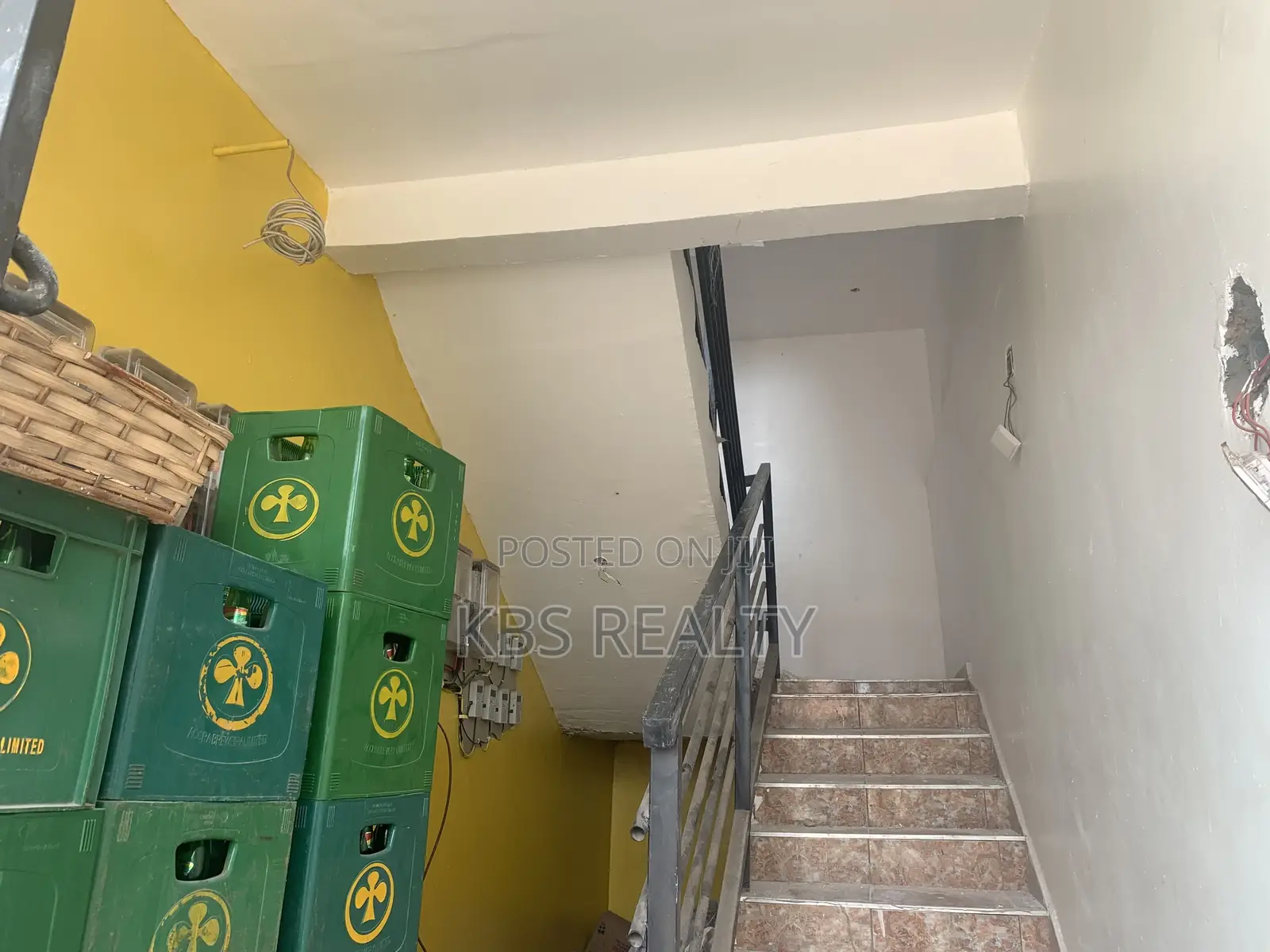Office Space for Rent in Ahodwo in Kumasi Metropolitan